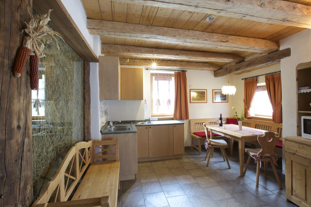 Maso Franceschella Bed & Breakfast Carano  Eksteriør bilde